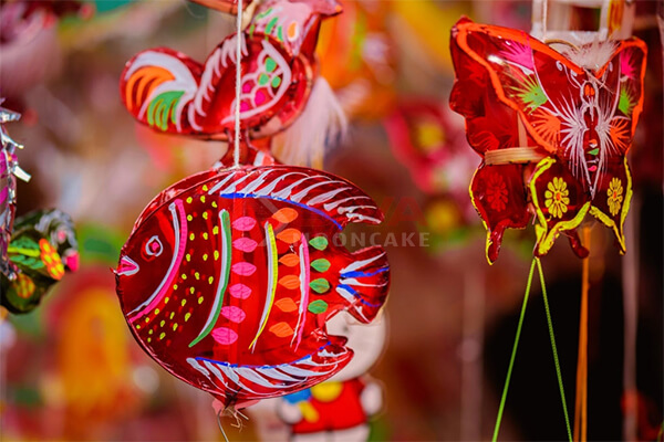 những chiếc lồng đèn