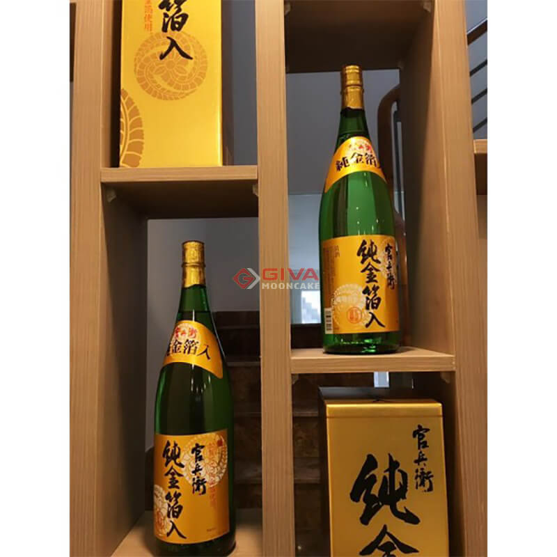 Rượu Sake vảy vàng Meijyo 720ml Nhật Bản